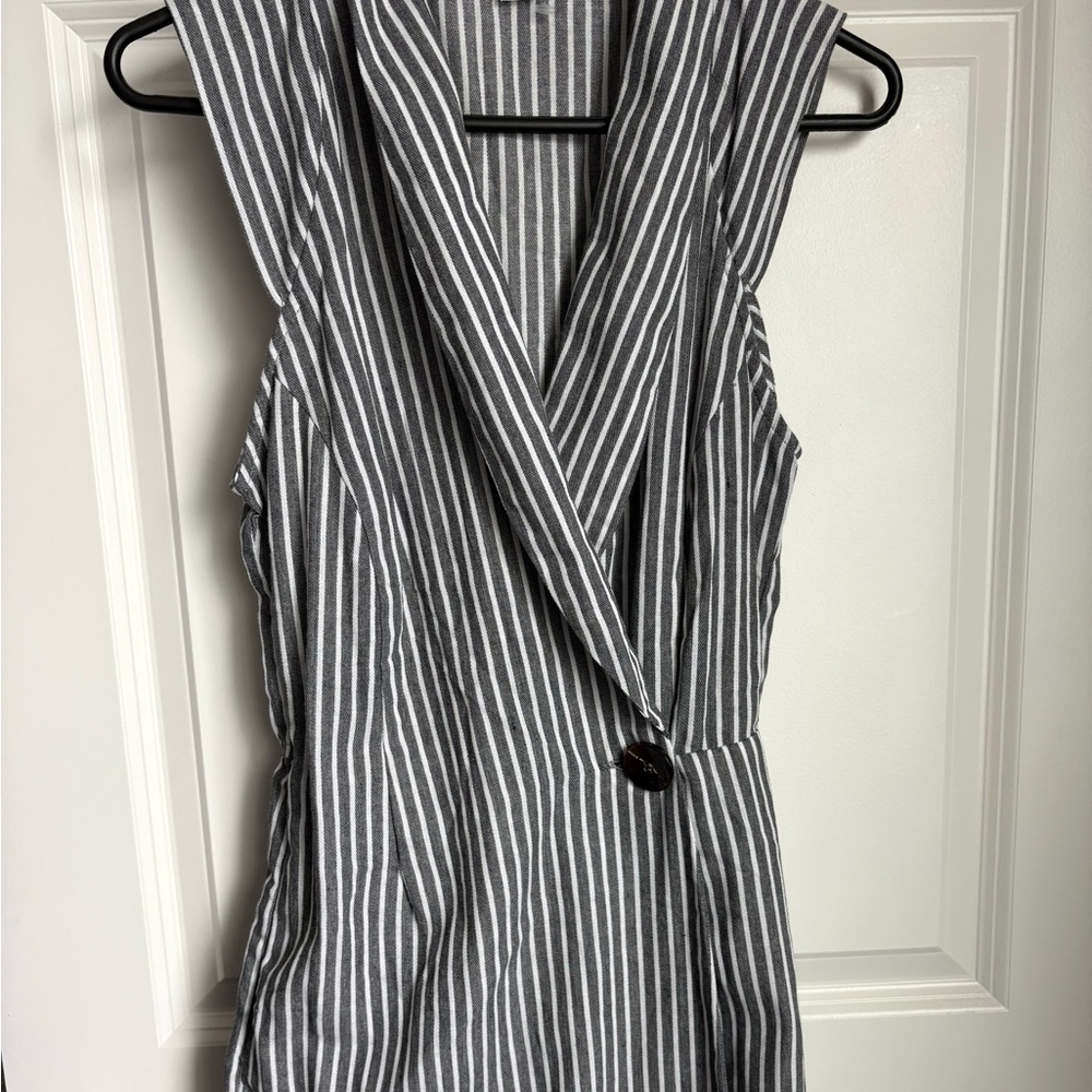 FAVLUX Gray Striped Sleeveless Romper